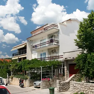 With A Parking Space - 5553 Crikvenica